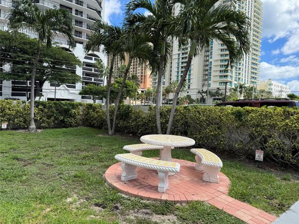 200 S Birch Rd 806, Fort Lauderdale FL 33316