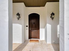 Undisclosed Address #FX-10503243, Jupiter FL 33477