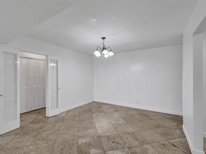 4000 N Hills Dr 38, Hollywood FL 33021