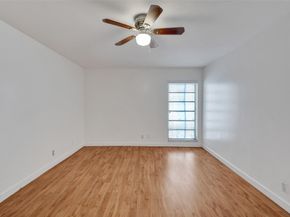 4000 N Hills Dr 38, Hollywood FL 33021