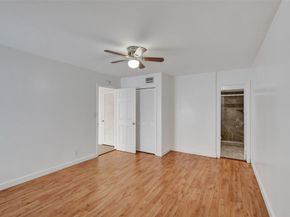 4000 N Hills Dr 38, Hollywood FL 33021