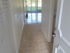 9421 SW Evergreen Pl 102, Davie FL 33324