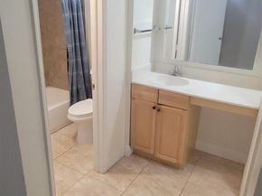 9421 SW Evergreen Pl 102, Davie FL 33324