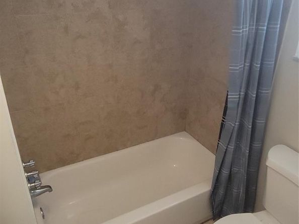9421 SW Evergreen Pl 102, Davie FL 33324