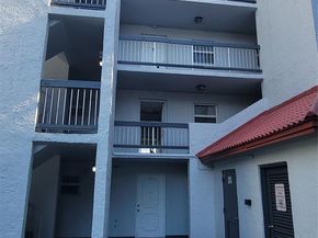 9421 SW Evergreen Pl 102, Davie FL 33324