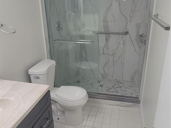 9421 SW Evergreen Pl 102, Davie FL 33324