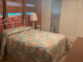 1888 SW 85th Ave, Davie FL 33324