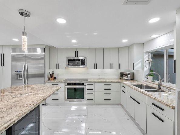 1900 NE 16 Terrace, Fort Lauderdale FL 33305