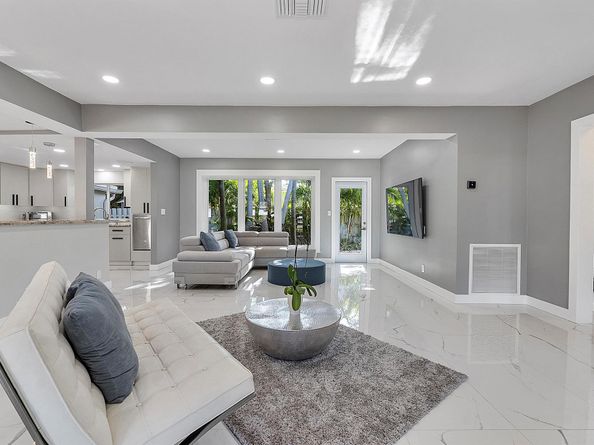 1900 NE 16 Terrace, Fort Lauderdale FL 33305