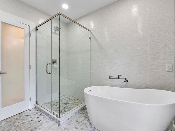 1900 NE 16 Terrace, Fort Lauderdale FL 33305