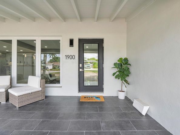 1900 NE 16 Terrace, Fort Lauderdale FL 33305