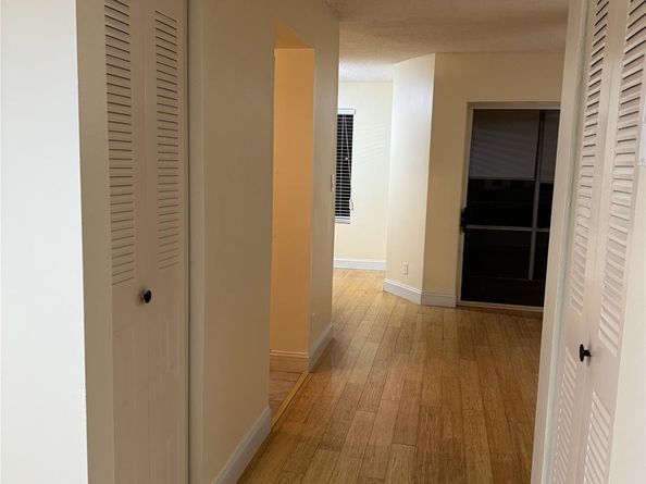 1094 Coral Club Dr 1094, Coral Springs FL 33071