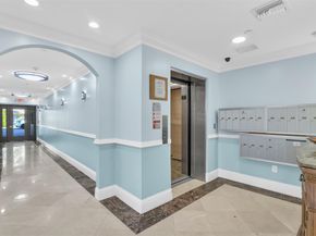 9 NE 20th Ave 403, Deerfield Beach FL 33441