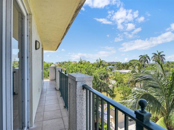 9 NE 20th Ave 403, Deerfield Beach FL 33441