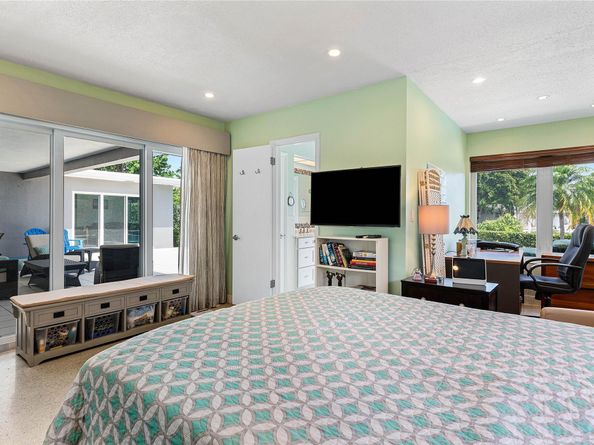 1720 Marietta Dr, Fort Lauderdale FL 33316