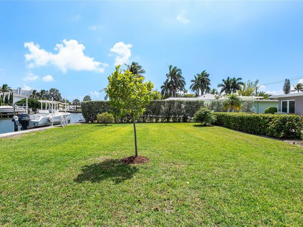 1720 Marietta Dr, Fort Lauderdale FL 33316