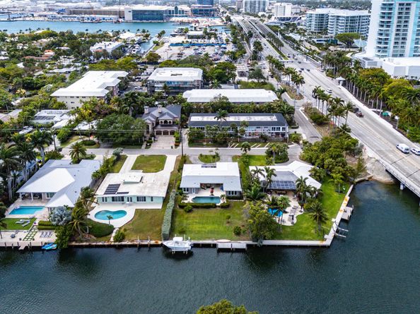 1720 Marietta Dr, Fort Lauderdale FL 33316