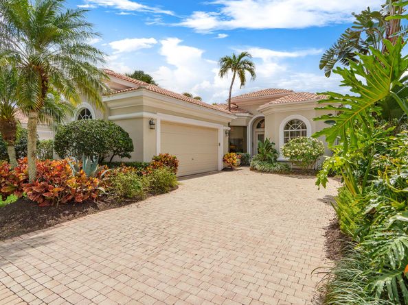 7695 Villa D Este Way, Delray Beach FL 33446