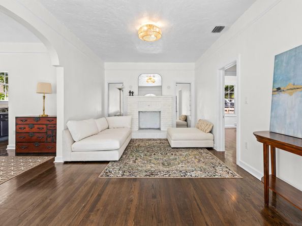 435 35th Street, West Palm Beach FL 33407