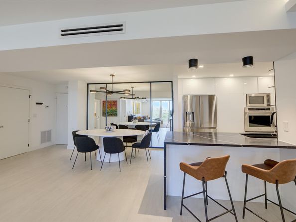 1 Las Olas Circle 404, Fort Lauderdale FL 33316