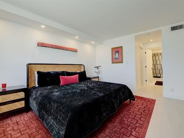 1 Las Olas Circle 404, Fort Lauderdale FL 33316