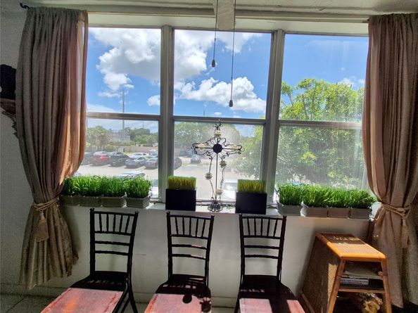 2840 Somerset Dr 208M, Lauderdale Lakes FL 33311