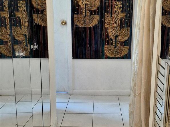 2840 Somerset Dr 208M, Lauderdale Lakes FL 33311