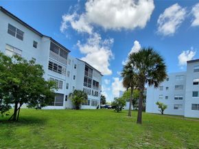 2840 Somerset Dr 208M, Lauderdale Lakes FL 33311