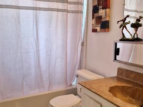2840 Somerset Dr 208M, Lauderdale Lakes FL 33311