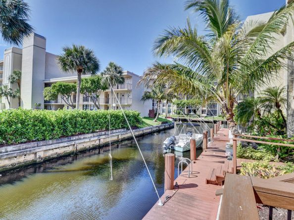 16 Royal Palm Way 202, Boca Raton FL 33432