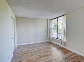 16 Royal Palm Way 202, Boca Raton FL 33432