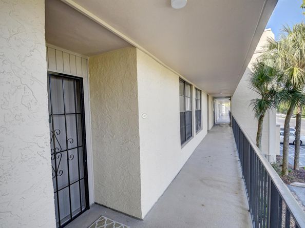 16 Royal Palm Way 202, Boca Raton FL 33432