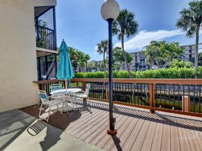 16 Royal Palm Way 202, Boca Raton FL 33432