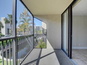 16 Royal Palm Way 202, Boca Raton FL 33432