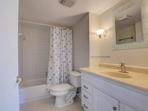 16 Royal Palm Way 202, Boca Raton FL 33432