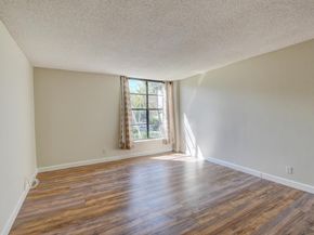 16 Royal Palm Way 202, Boca Raton FL 33432