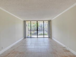 16 Royal Palm Way 202, Boca Raton FL 33432