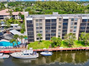 16 Royal Palm Way 202, Boca Raton FL 33432