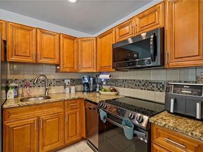 6129 Hogan Creek Road, Margate FL 33063