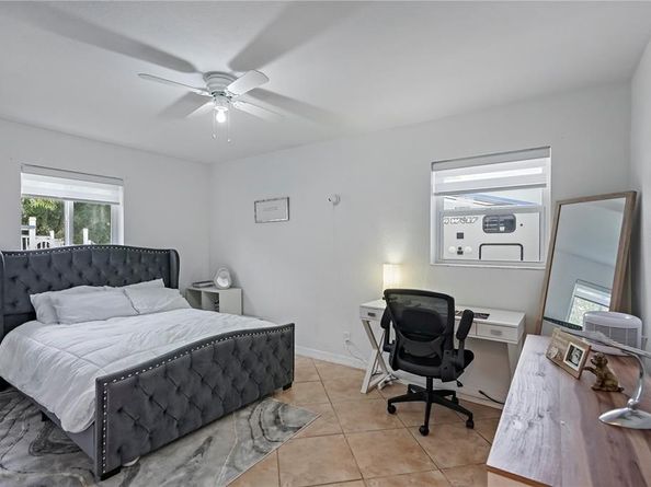 6129 Hogan Creek Road, Margate FL 33063