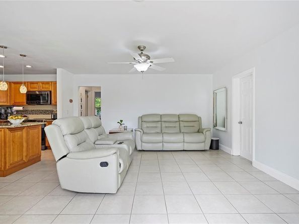 6129 Hogan Creek Road, Margate FL 33063