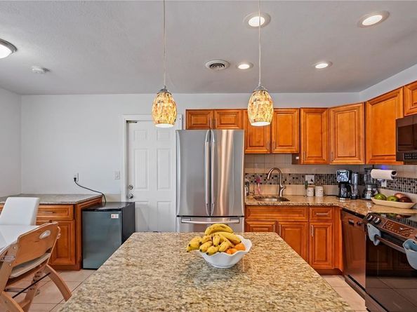 6129 Hogan Creek Road, Margate FL 33063