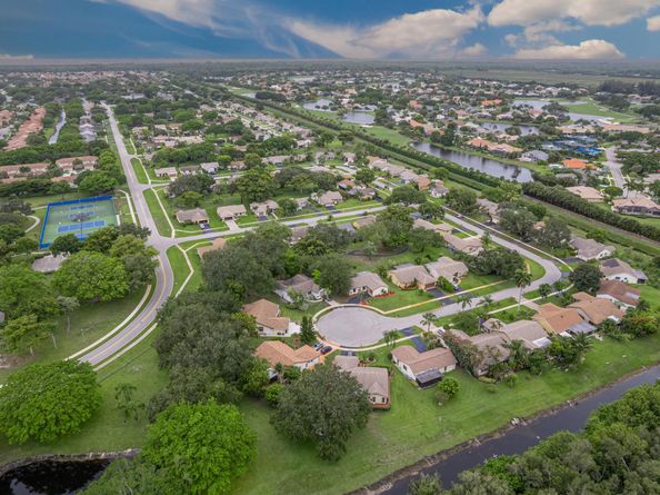 18085 102nd Way S, Boca Raton FL 33498