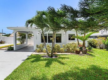 123 NW 6th Avenue