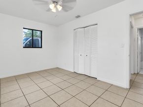 4932 SW 12th St, Plantation FL 33317