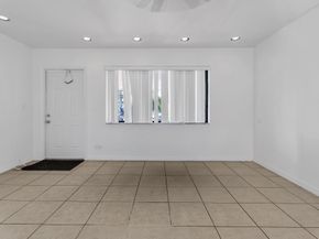 4932 SW 12th St, Plantation FL 33317