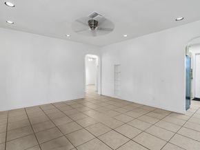 4932 SW 12th St, Plantation FL 33317