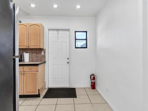4932 SW 12th St, Plantation FL 33317