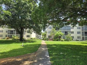 3000 NW 48th Ter 430, Lauderdale Lakes FL 33313