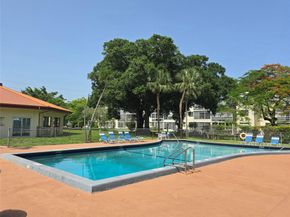 3000 NW 48th Ter 430, Lauderdale Lakes FL 33313
